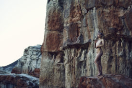 Thumbnail naked girl in nature