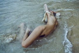 Thumbnail girl naked on the beach